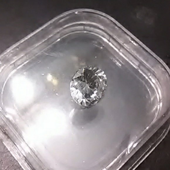 1.00ctw AAA Simulated White Diamond Brilliant Cut - Picture 4 of 4